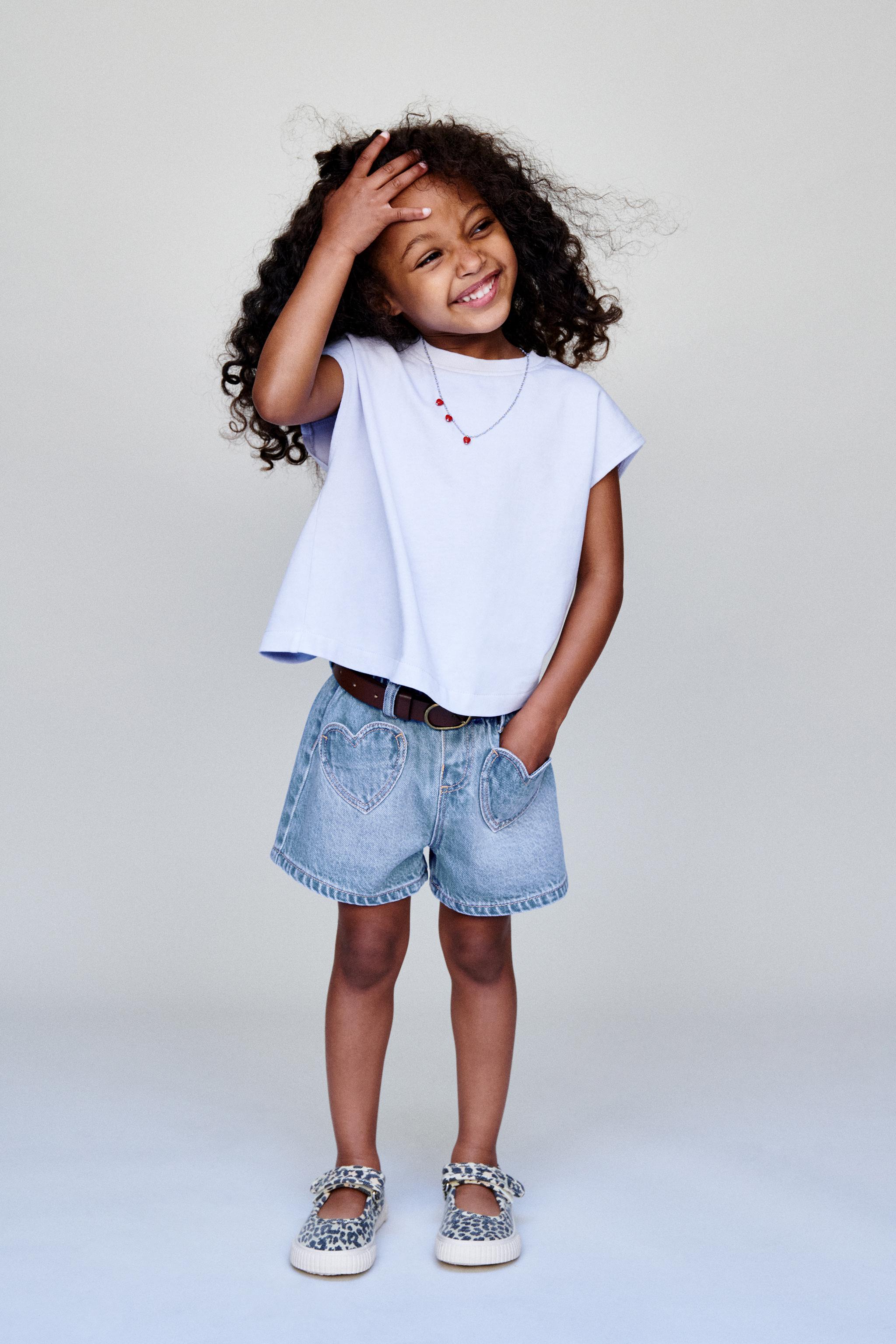 SHORT EN JEAN À POCHES COEUR
